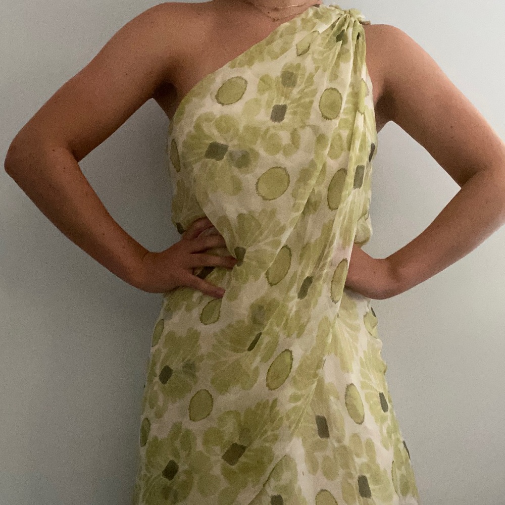 Studio M Light Green One Shoulder Silk Dress